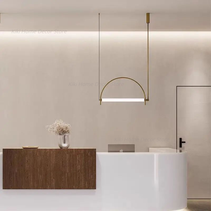 イタリアのデザイナーによるアークペンダントランプ、ミニマリス - Decor Lighting Online のレビューと価格